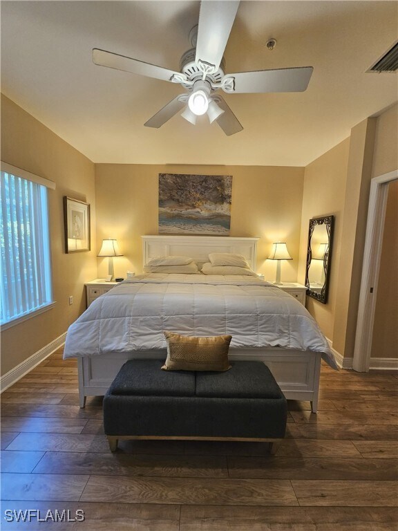 Building Photo - 1335 Sweetwater Cove Unit 101