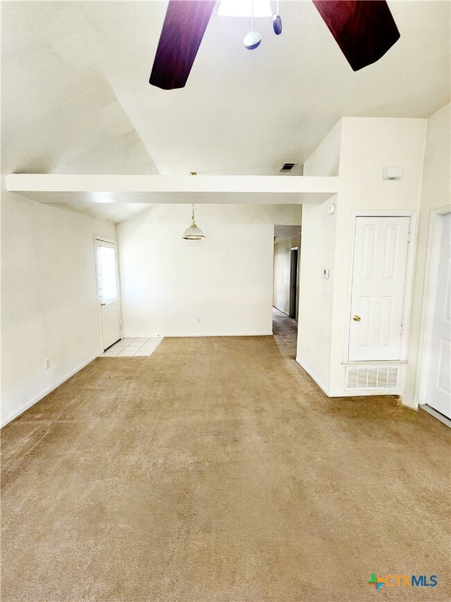 Photo - 3208 Raven Dr