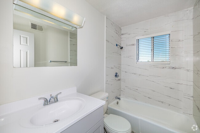 2BR, 1BA - 1,076SF - Bathroom - Fairview Apartments