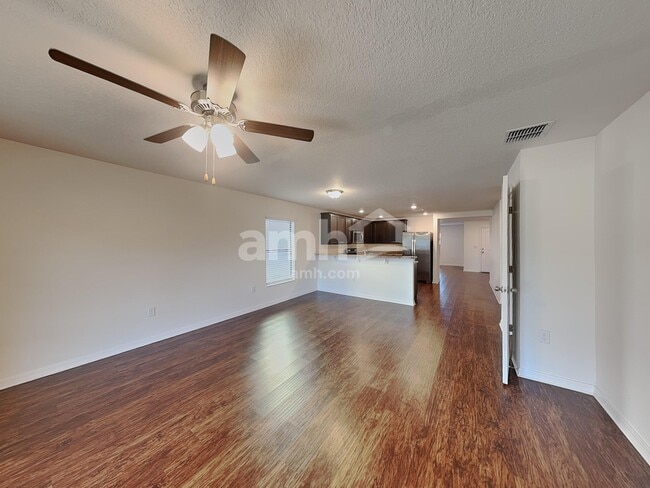 Photo - 833 Chatham Walk Dr