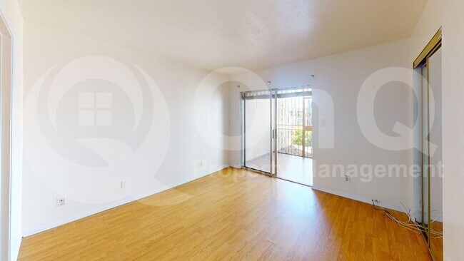 Photo - 1600 N Wilmot Rd Unit 106