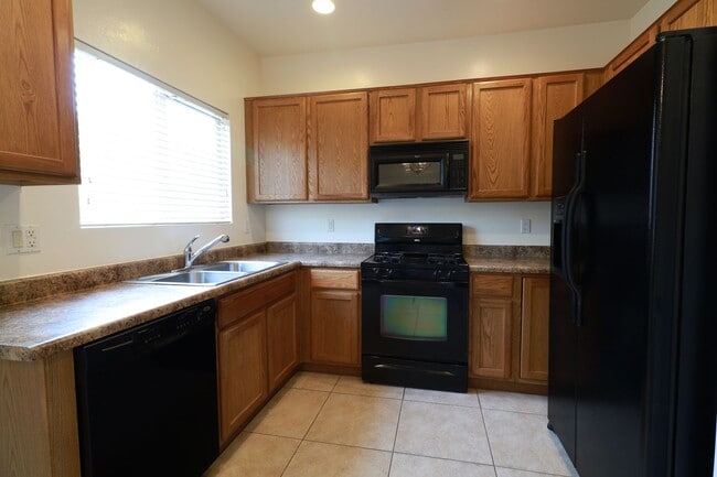 Photo - Great Location! 3Bed 2Bath House