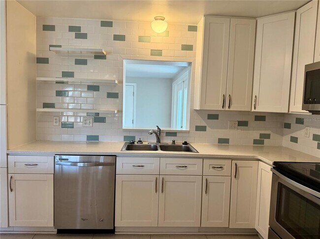 Photo - 2801 Nancy St