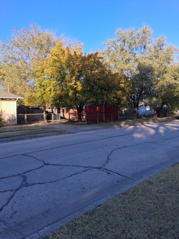 Photo - 148 S Edwards Ave