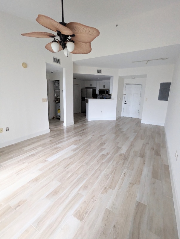 Building Photo - 1805 N Flagler Dr Unit 303