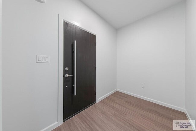 Photo - 165 Ruben Torres SR Blvd