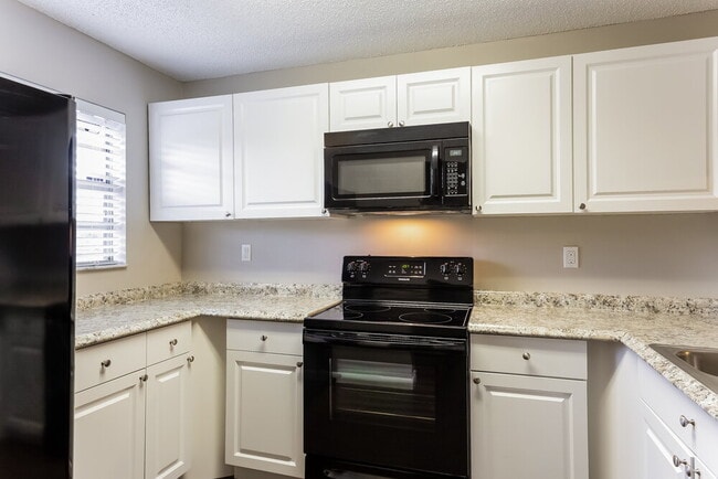 Photo - 8341 Fairway Rd