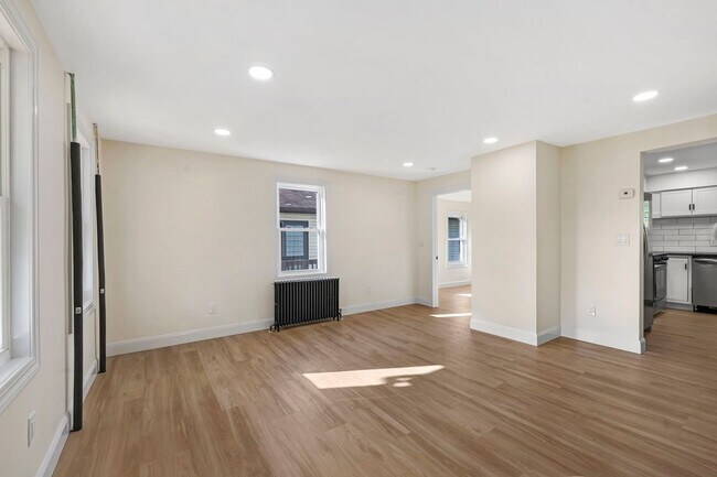 5 Grant Ave Unit House