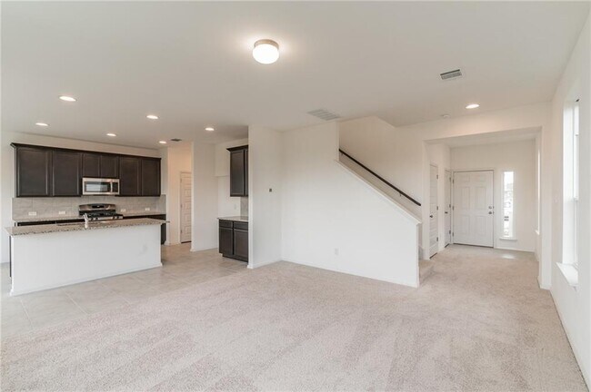233 Trailside Ln