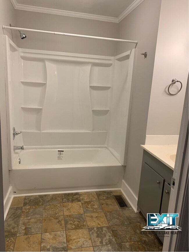 New Renovated Home in South Hill, VA! Rental House Rental in South