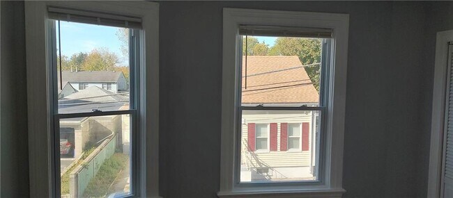 Photo - 19 Irving Ct