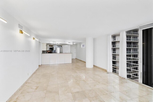 8911 Collins Ave Unit 605