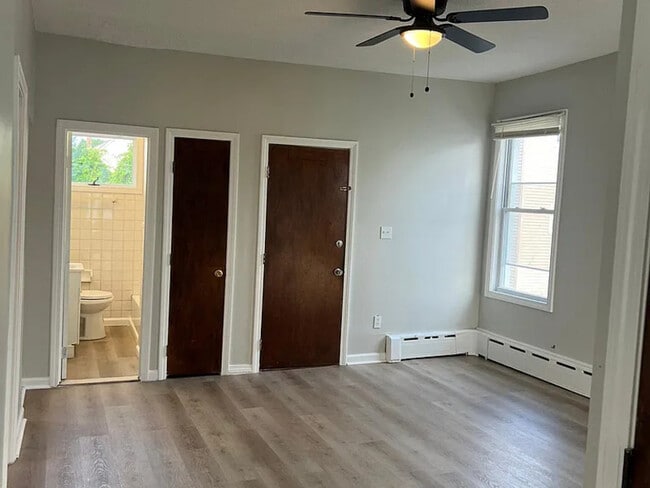 198 Bonney St Unit 2