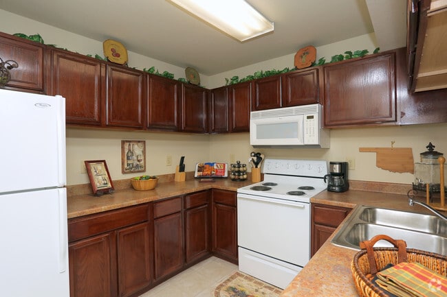 2BR - 978SF - Kitchen