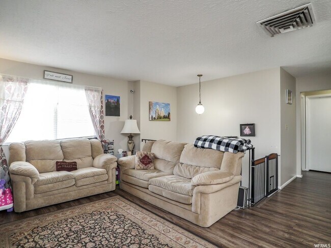 Photo - 85 S 1450 W Unit 3