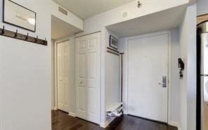 Photo - 10101 Grosvenor Pl