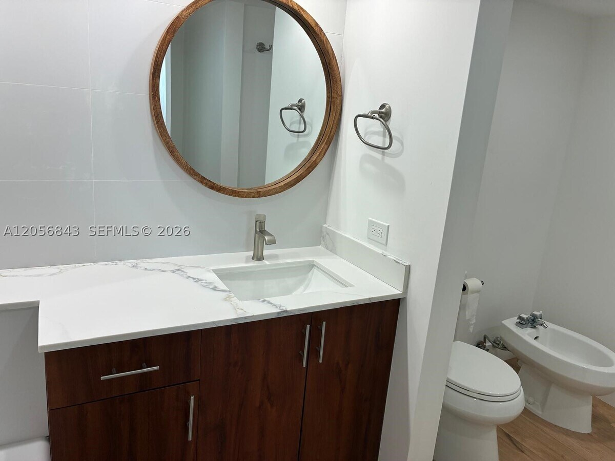 Photo - 1717 N Bayshore Dr Unit A-3839