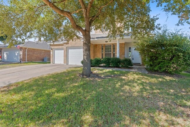 Building Photo - 10808 Chippenhook Ct