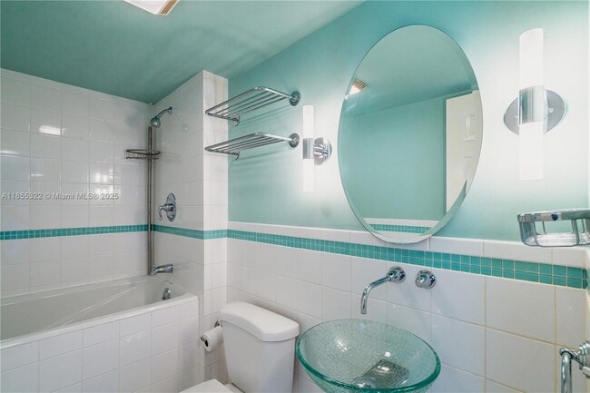 Photo - 3031 N Ocean Blvd Unidad 1804