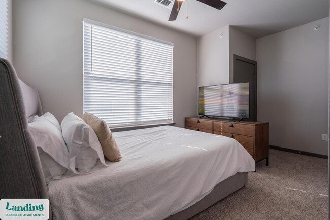 Photo - 1415 N Main Ave Unidad 1449