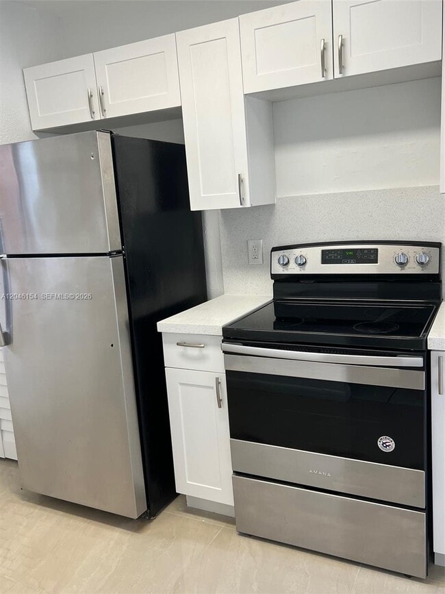 Photo - 852 NE 209th St Unit 104-38