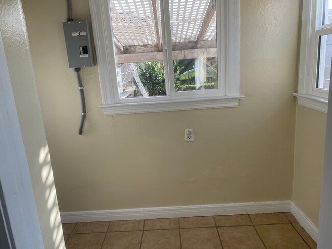 porche trasero - 508 W Holly Ave
