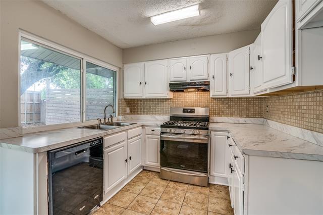 Photo - 2115 Bowie Dr