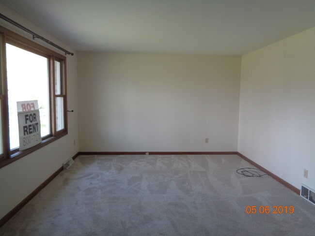 Photo - 1425 Como Park Blvd