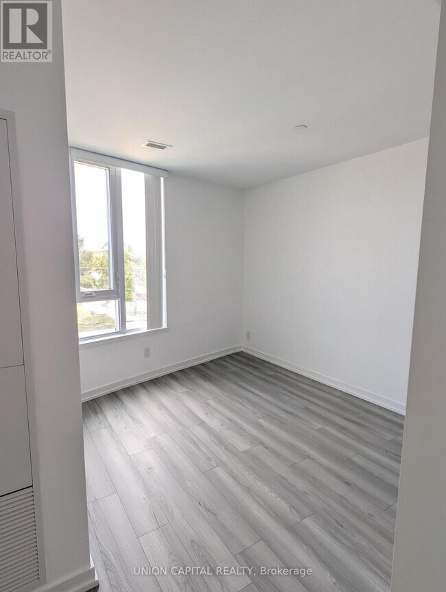 3100 Keele St Unit 320