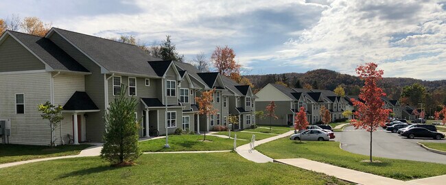 Photo - Hemlock Ridge Apartments