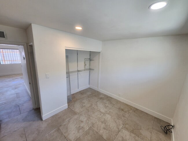 Photo - 2425 Daley St Unit C