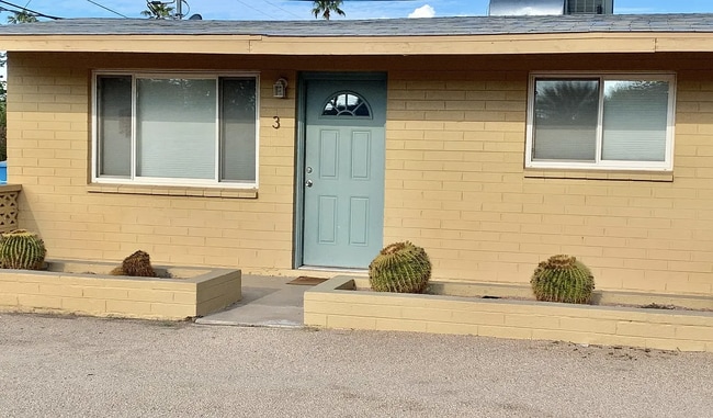 Photo - 4017 E Palm Ln