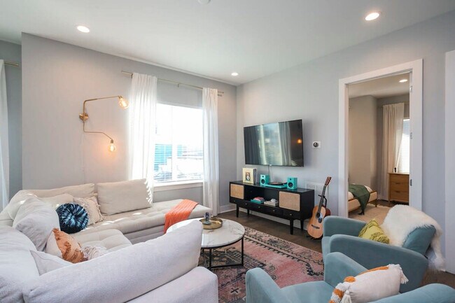 Photo - 1035 Scovel St Unit ID1312369P