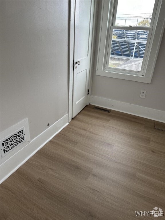 Building Photo - 141 Nassau Ave Rental