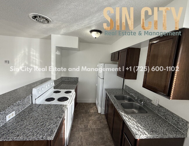 Photo - Discover Urban Comfort: Spacious 1-Bedroom Oasis at Lyn Capri Unidad 3