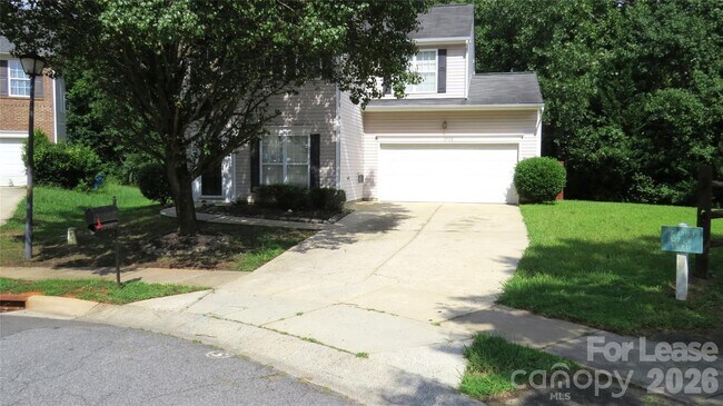 2738 Highland Park Dr