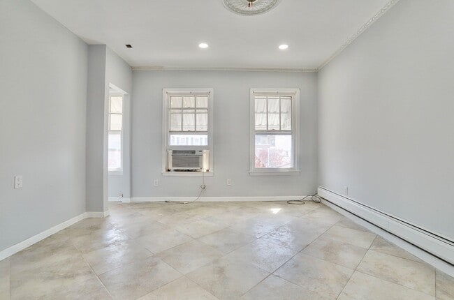 Photo - 73 Wales Ave Unit 2