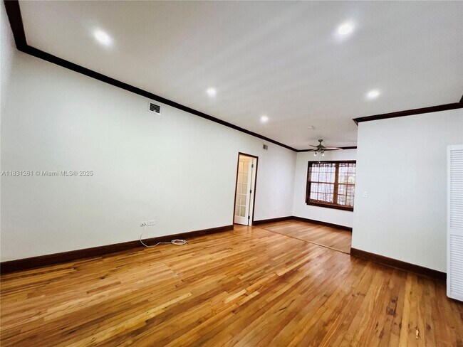 Photo - 1470 Lincoln Ter Unidad 1