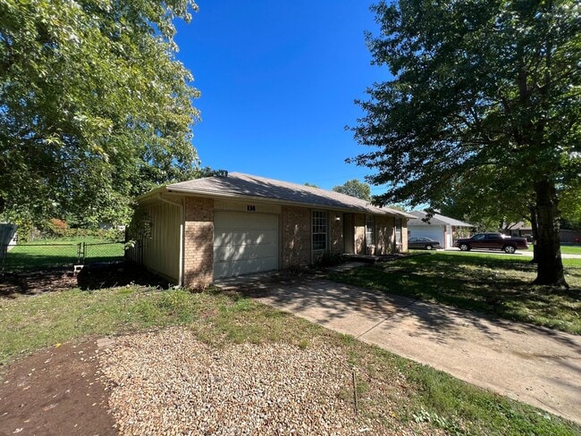 Photo - 3 Bed 1 Bath Republic, MO