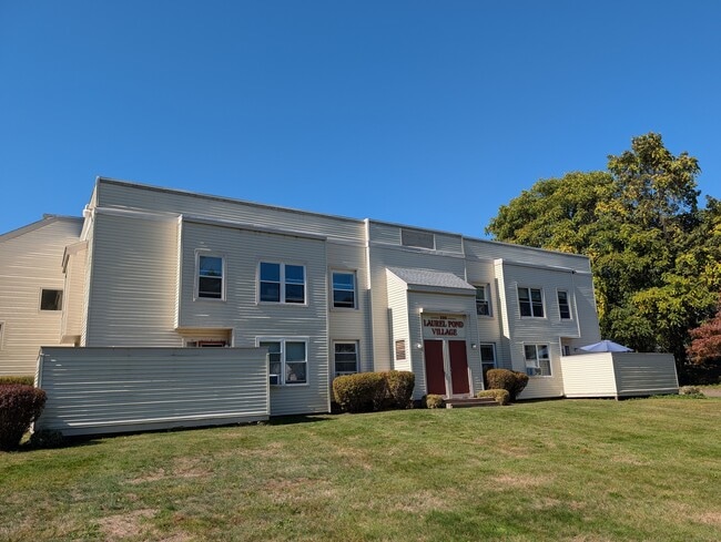 Photo - 226 Laurel St Unidad APT 4