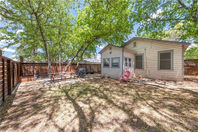 Photo - 1809 Palma Plaza