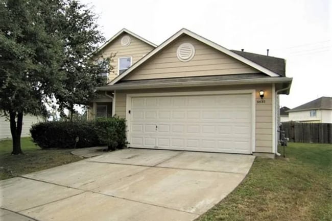 Building Photo - 9530 Belleclaire Ln Rental