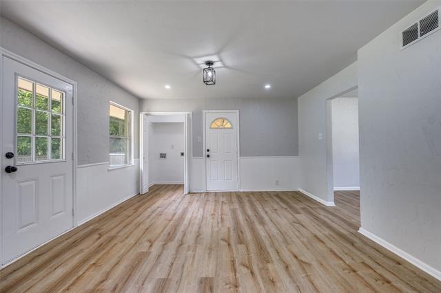 Photo - 416 W Lamberth Rd