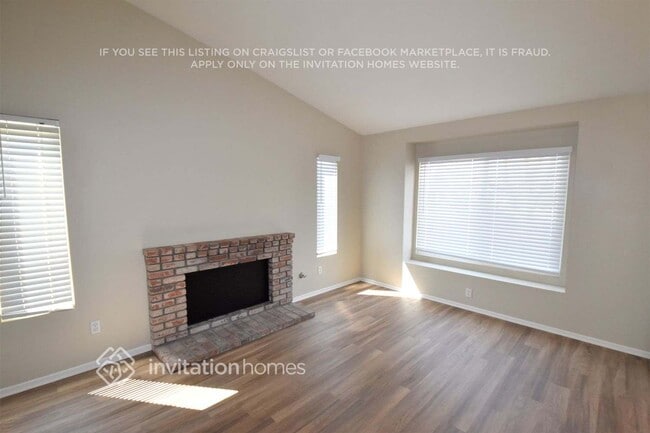 Photo - 1474 Marymount St