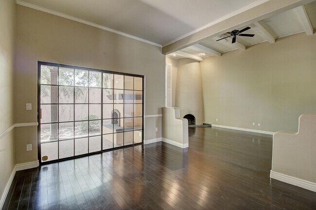 Photo - 5724 N 4th Pl