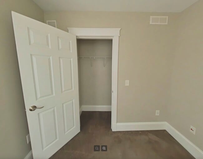 Photo - 2453 Neil Ave