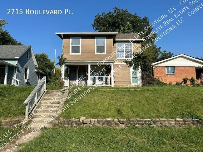 Photo - 2715 Boulevard Pl House