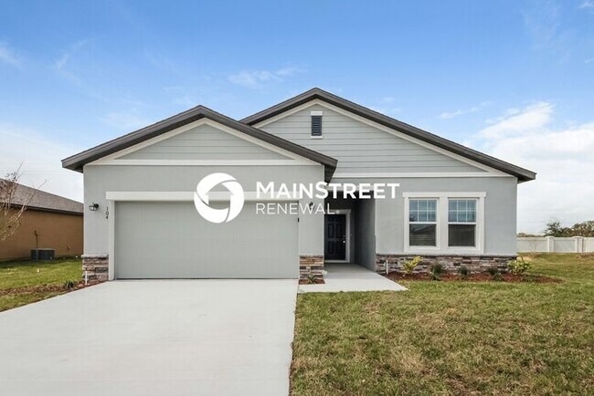 Building Photo - 4 Bedroom Pet-Friendly Home in Haines City, FL with Main Street Renewal