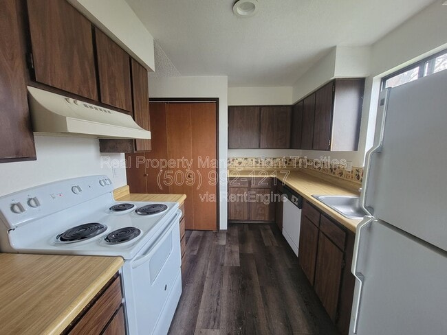 Photo - 1102 S Olympia Pl Unit D