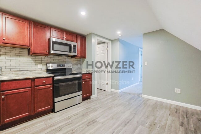 Photo - 4 E Broadway Unit 3